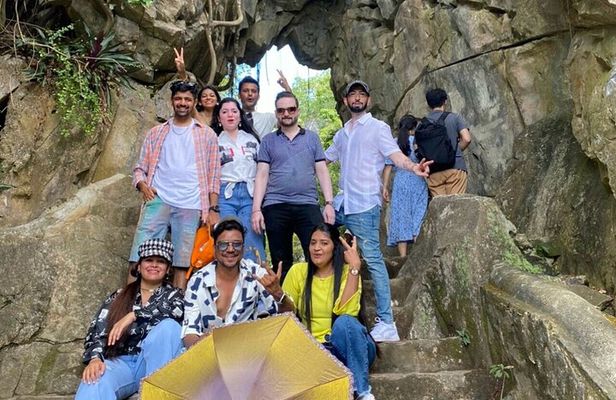 Private Marble Mountain-Golden Bridge and Lady Buddha Day Trip