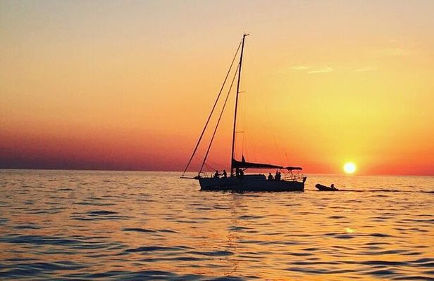 Sunset Sailing Tour on the Pakleni Islands