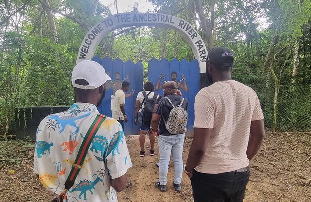 Assin Manso Slave River, Cape Coast & Elmina Castle History Tour 