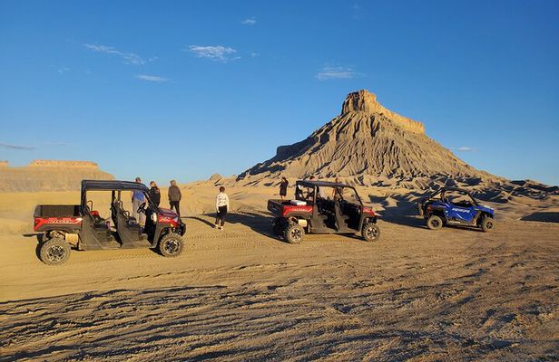 UTV Bentonite Hills, Temples, Moonscape, Factory Butte tour
