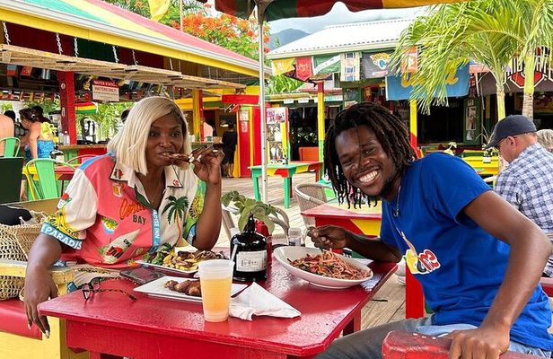 See It All {The Local Behind The Scenes Tour Of Nevis}