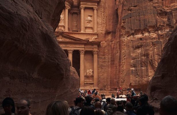 Petra Highlight Tour with Private Guide Sami Nawafleh | 2.5 Hours