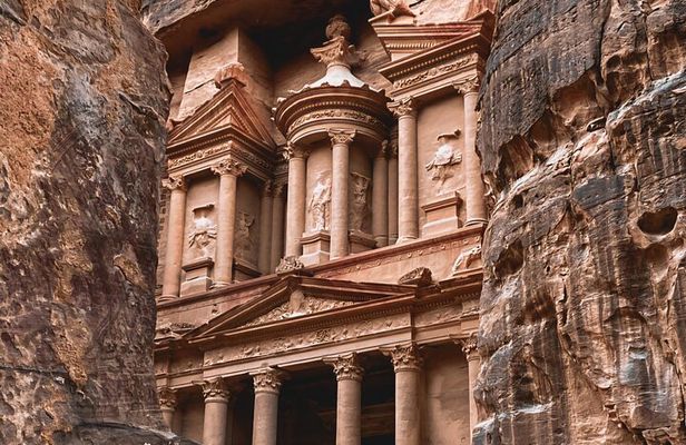 Petra Highlight Tour with Private Guide Sami Nawafleh | 2.5 Hours
