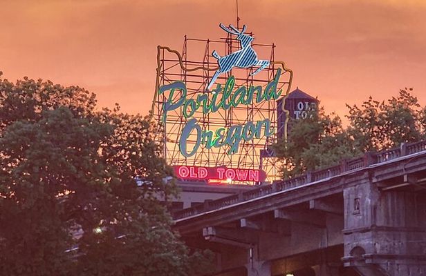 2-Hour Sunset River Cruise on the Stunning Willamette River