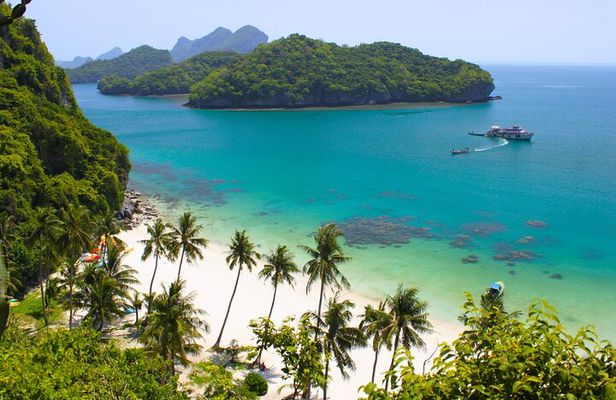 From Samui: Angthong National Park Snorkeling & Kayaking