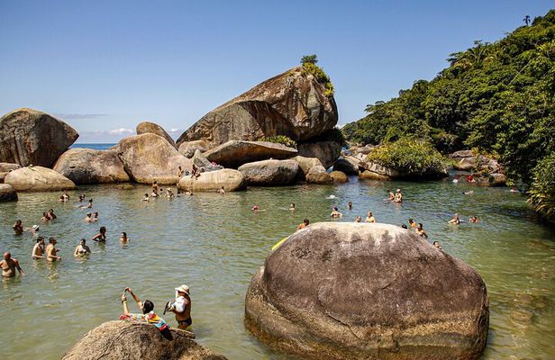 Trindade Fishing Village, Beach Trek and Snorkeling Tour from Paraty