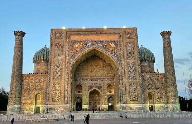 Samarkand Secrets Historical Insights and Unique Photo Adventures