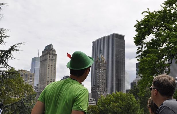 Central Park Movie Locations and Celebrity Homes Pedicab Tour