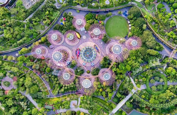 Gardens by the Bay Guided Tour