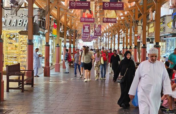 Authentic Dubai Tour: Al Fahidi, Souks, Abra & Landmarks drive