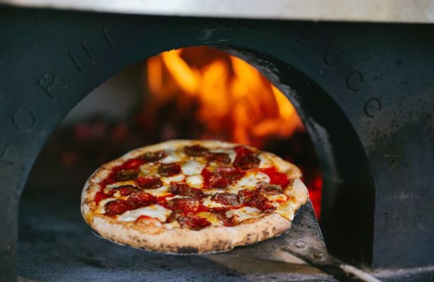 Neapolitan Pizza Class with Lunch and Winery Tour