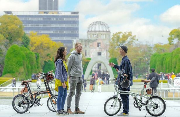 Hiroshima 2hr Peace Cycling Tour with Local Guide