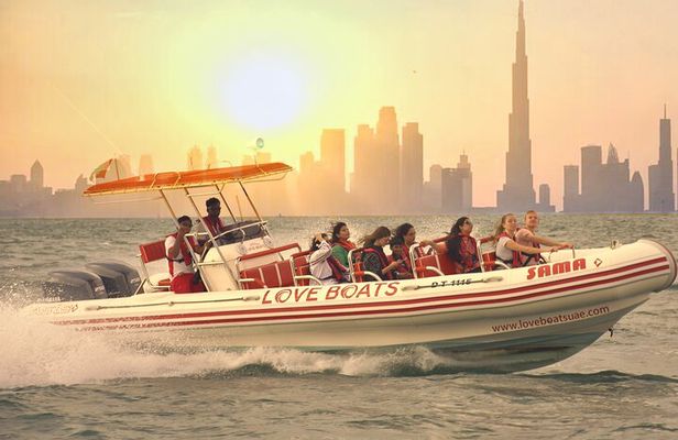 Dubai Speedboat: Cruise Atlantis, Marina & Burj Al Arab Tour