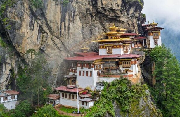 Bhutan Private Multi Day Tour