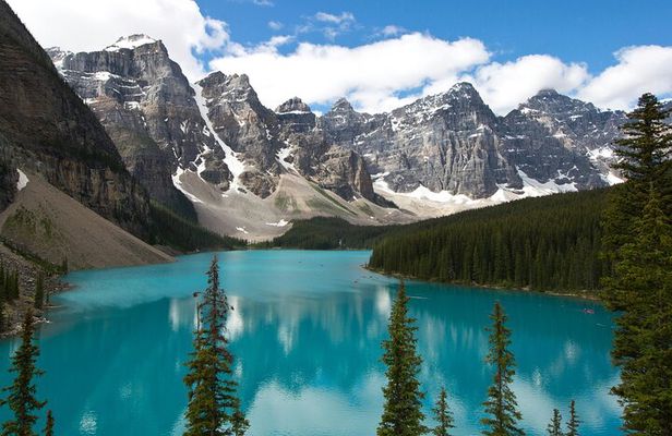 Lake Louise & Lake Moraine Tour