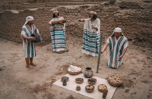 Private Tour of Miraflores and Huaca Pucllana