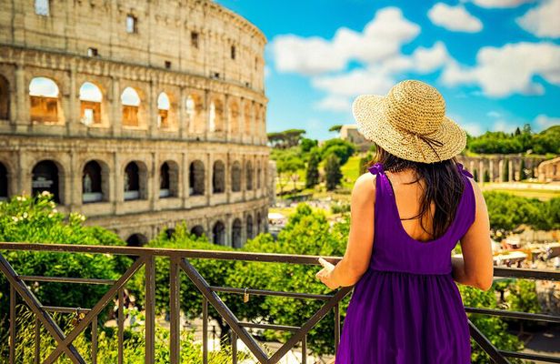 Colosseum & Ancient Rome Guided Tour with Optional Arena Access