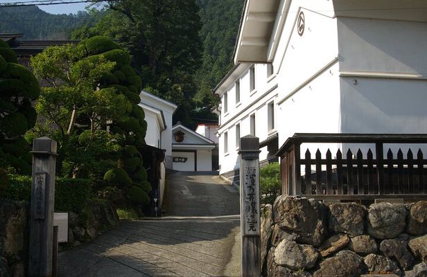 Tokyo's Oldest Sake Brewery and jump into historic town