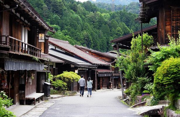 Hiking the Historic Nakasendo Trail- 1 Day Tour from Nagoya