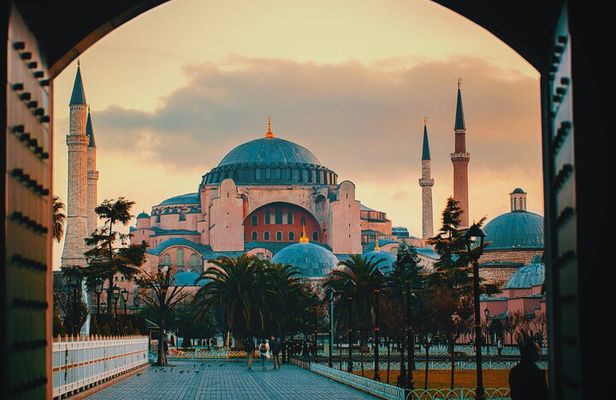 Hagia Sophia and Blue Mosque Skip the Lines Ticket