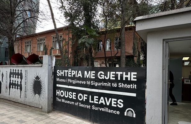 Tirana Walking Tour around the Historic Centre