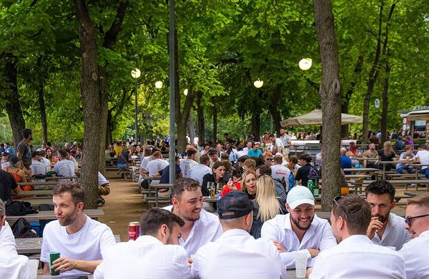 Sunny Beer garden tour