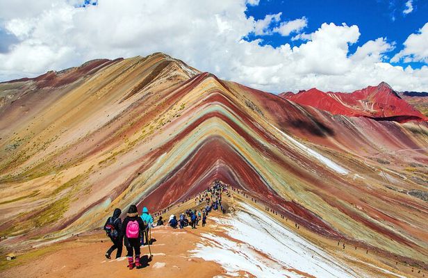 Full Day - Rainbow Mountain tour - Group Service
