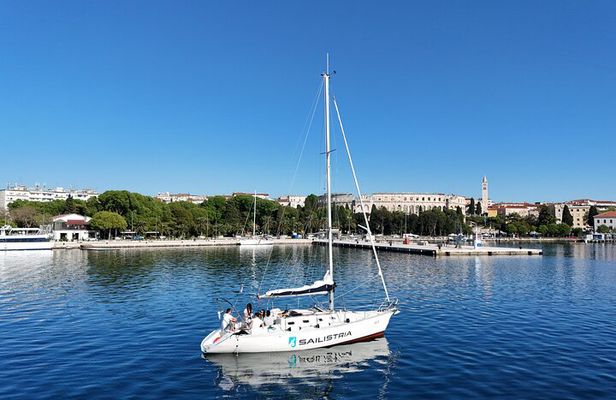 Pula Private Sailing Tour: 4-Hour Customizable Sail, Snorkel, SUP