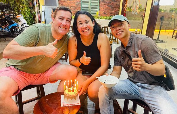 Hoi An Street Food Tour - Eat like a local - Private Tour