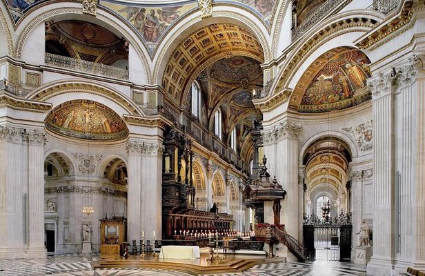 London Half Day Guided Sightseeing Tour by Luxury Coach