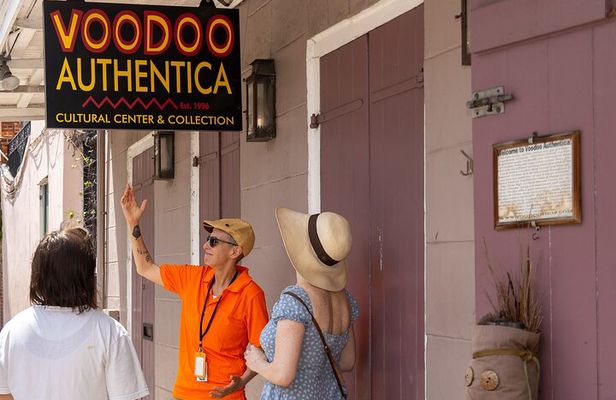 Unveiling Voodoo Walking Tour (with Entrance into Voodoo Temple)