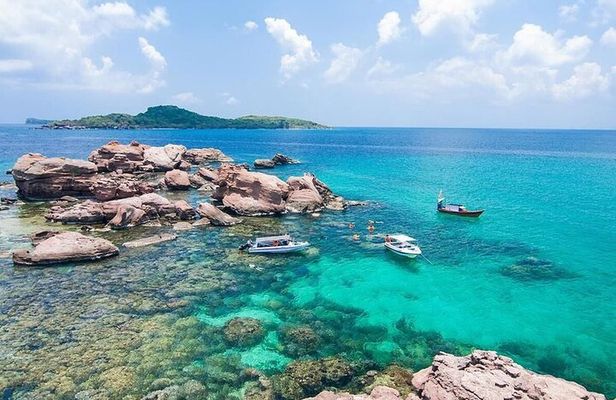 Mui Ne: Hidden Waterfall, Vinh Hy Bay Snorkeling& Fishing Journey