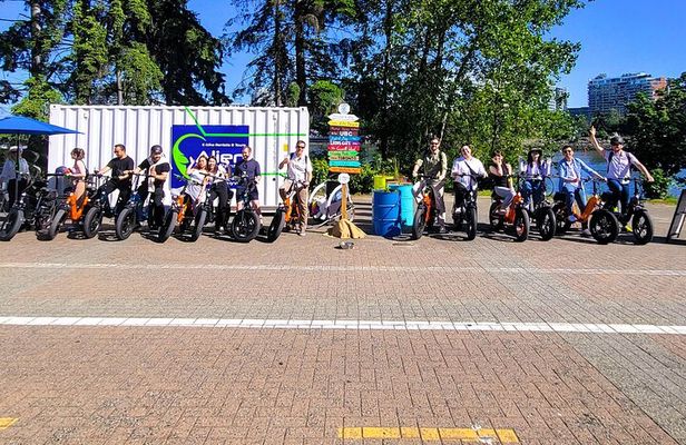 4 Hour Guided E-Bike Tour Stanley Park - Entire 30 Kms Seawall