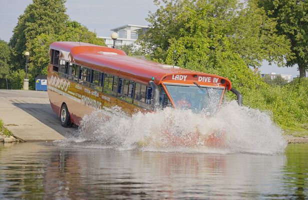 Ottawa City Tour by Land and Water
