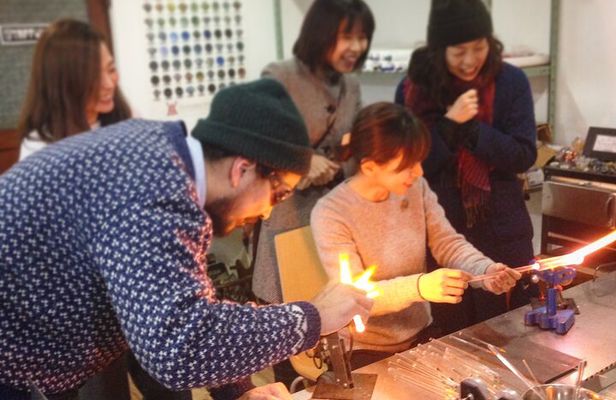 Glass Experience Studio: Craft Your Own Unique Accessories