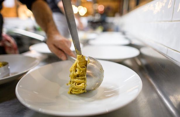 Milan: Pasta and Tiramisu Small Group Cooking Class with Wine