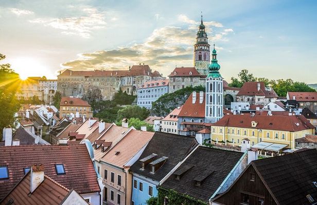 Prague: Tour to Vienna via Cesky Krumlov