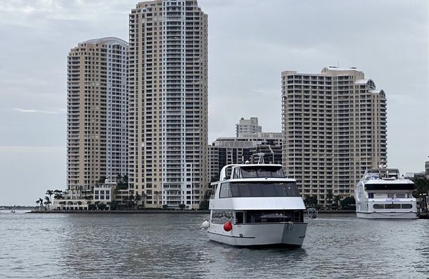 Miami's Official Bayfront Park Millionaires Sightseeing Cruise