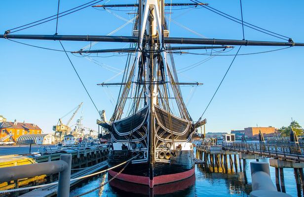 Boston Walking Tour with Boat Cruise and USS Constitution