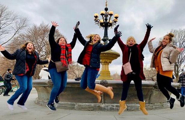 Elf and Home Alone 2 Movie Locations Tour in Central Park