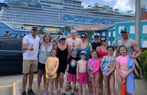 Roatán Snorkeling Tour & West Bay Beach Day Pass