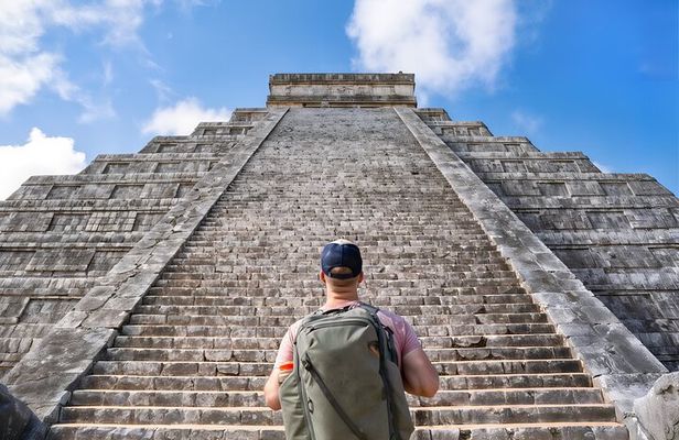 Chichen Itza tour + Cenotes Xkeken & Samula + Zipline and more!