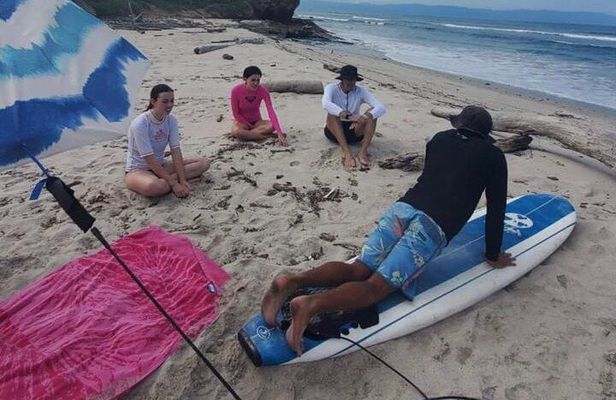 Surf lessons in Puerto Vallarta