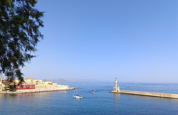 Chania City Private Walking Food Tour with a Licensed Tour Guide