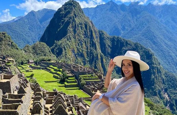 One Day in the Wonder of the World: Full Tour to Machu Picchu