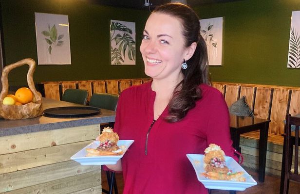 Chester Food Tour: Unique Food With Drinks & Sightseeing