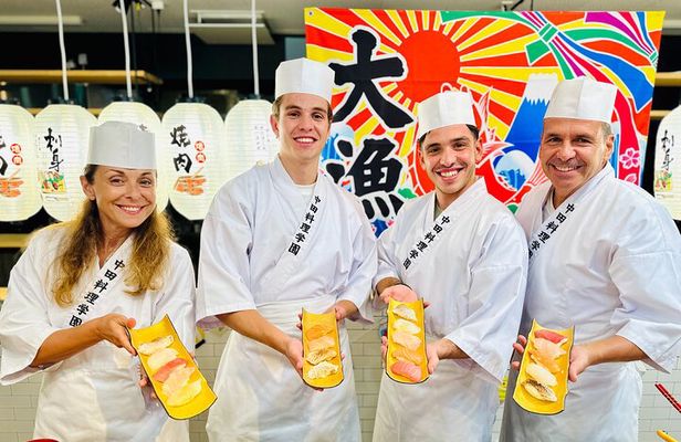 Kanazawa: traditional Japanese & sushi cooking classes