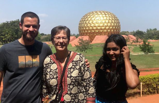 Exclusive Day Trip in Pondicherry with Female Guide