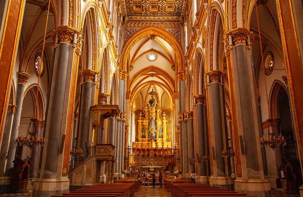 Walking Tour of Naples Old Town with Expert Guide