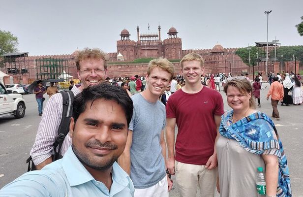 New and Old Delhi Full Day Sightseeing